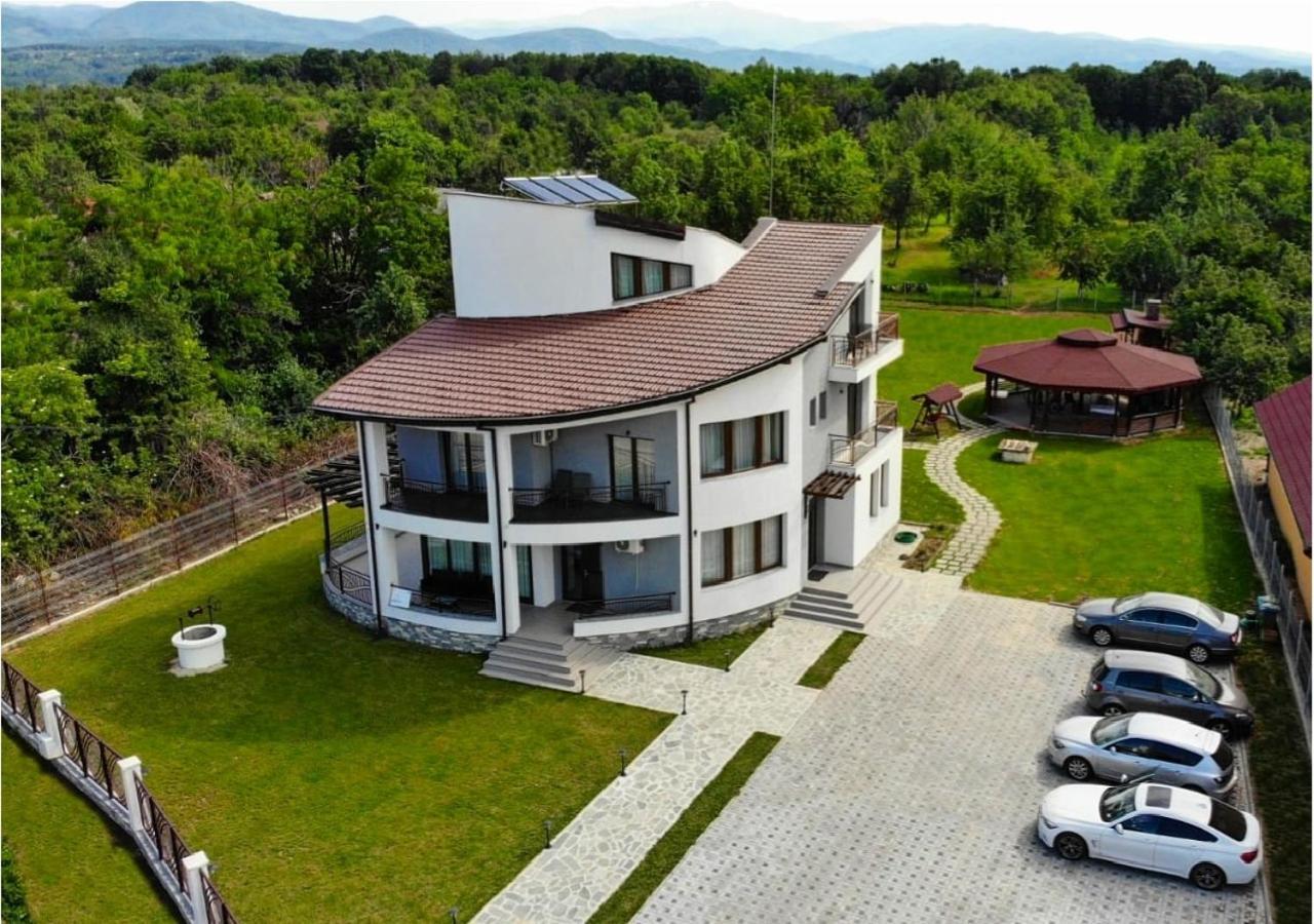 Pensiunea Casa Hortopan Targu Jiu Exterior photo